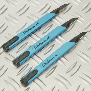 Scalpel de précision pour plateau en mousse x3