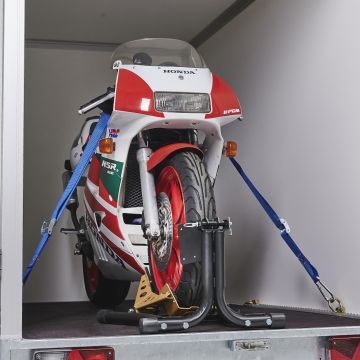 Support pour moto sport - roue avant + sangle d'arrimage