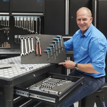 Tapis à outils pour chariot à outils x3 avec 100 goupilles