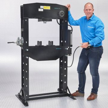 Presse d'atelier hydropneumatique - 50 tonnes + poinçons