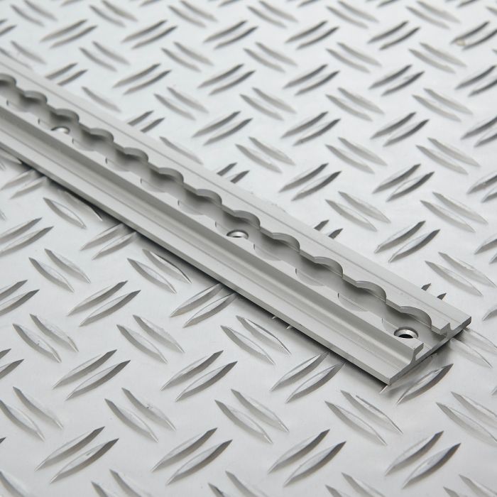 Rail de reliure pour remorques – 150 cm