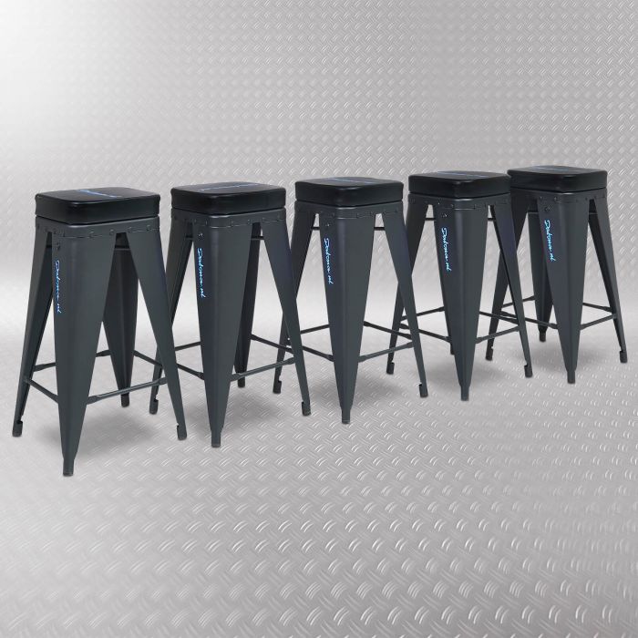 Tabouret d'atelier avec néon x5