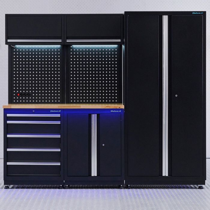 Aménagement d’atelier PREMIUM en chêne avec tiroir et armoire à portes - 225 cm